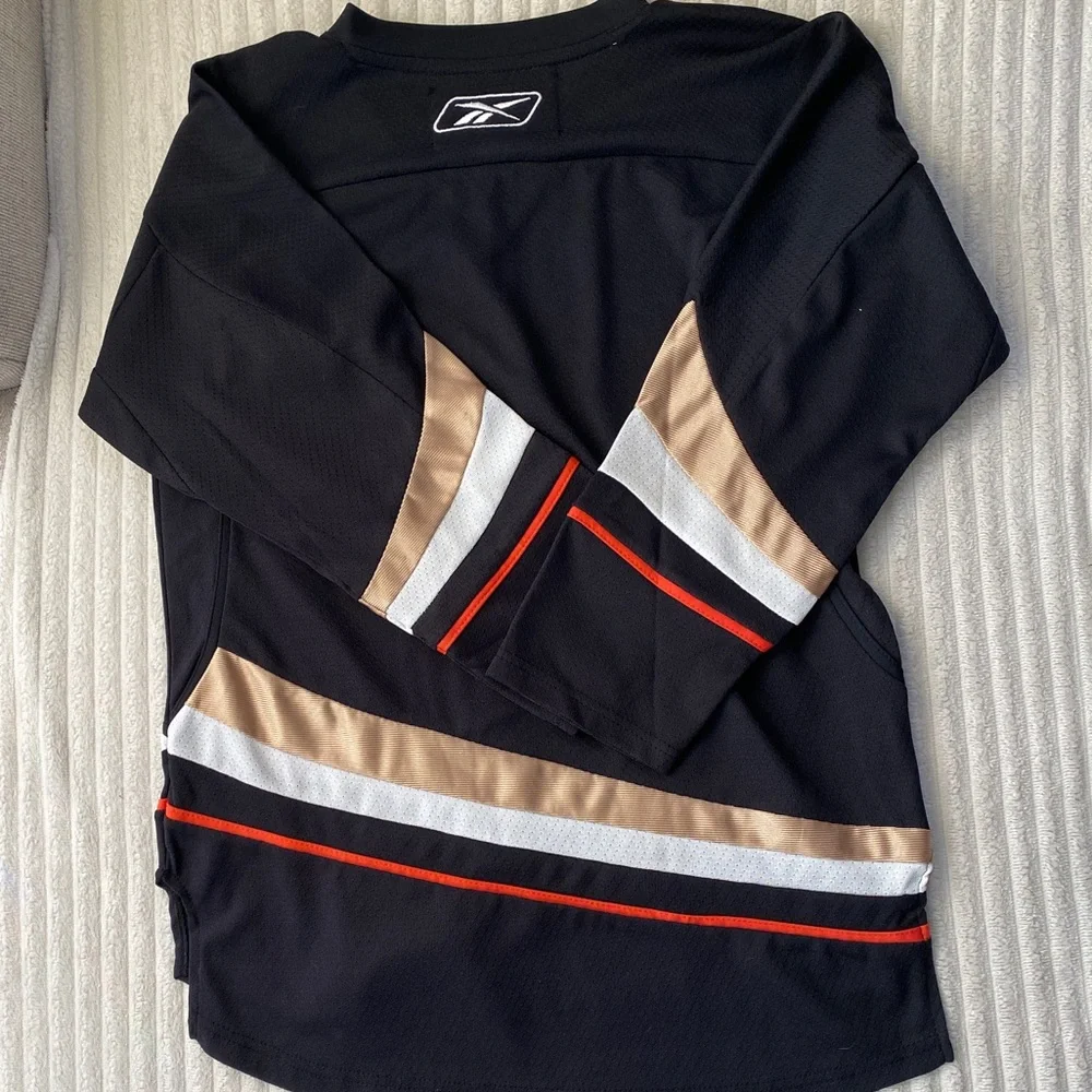 Anaheim Ducks Black and Gold Kids Hockey Jersey - Picture 2 of 2